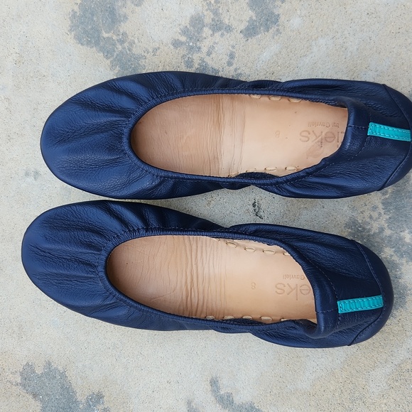 Tieks California Navy Size 8 - Picture 6 of 10
